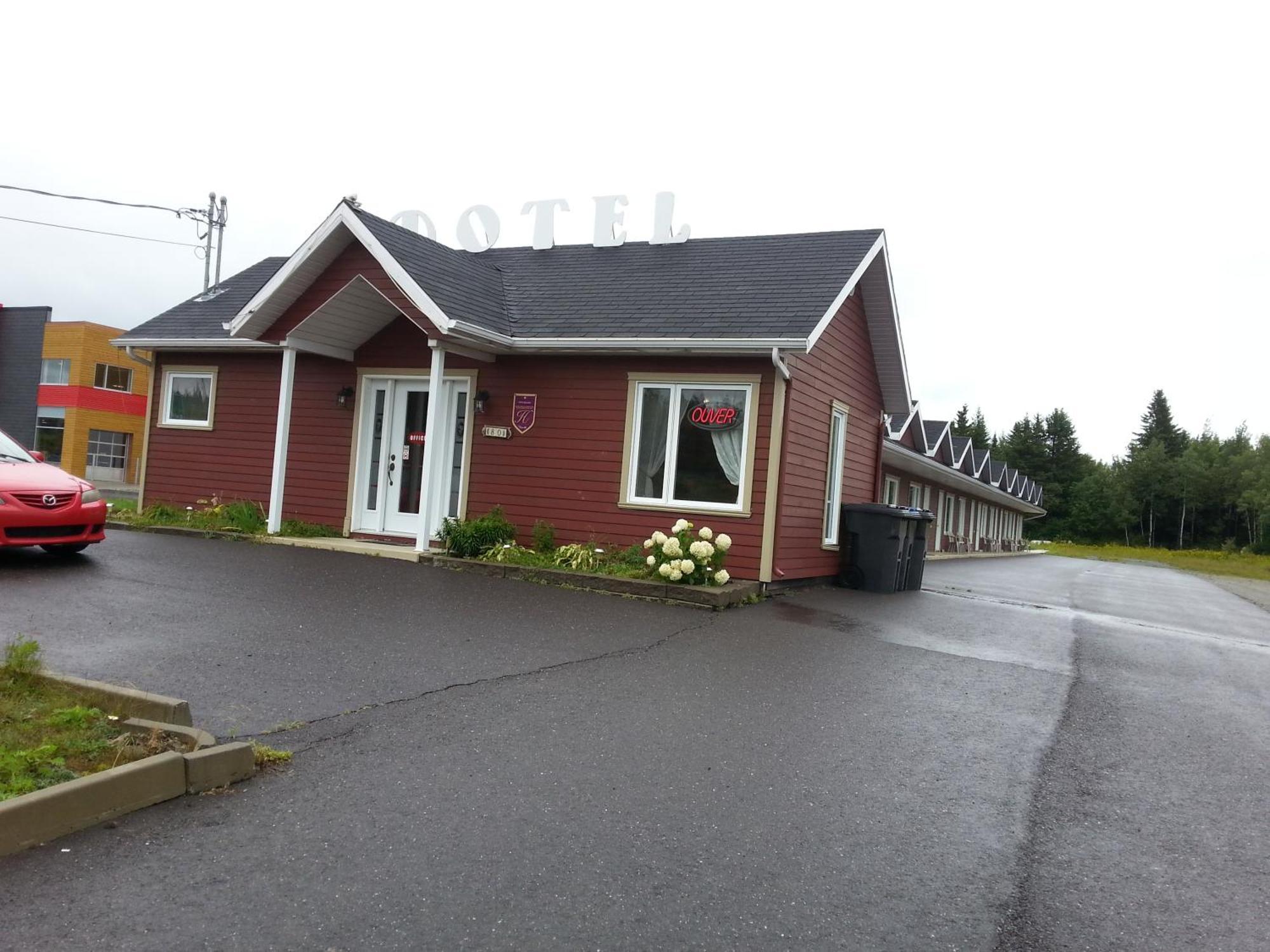 Motel Beau-lieu Cabano Extérieur photo